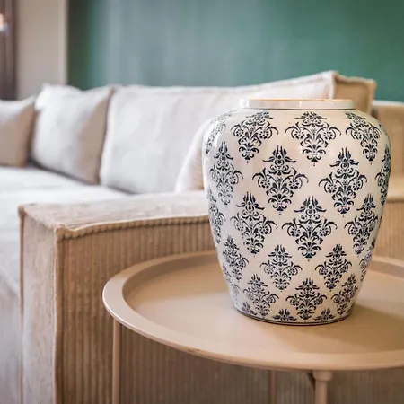 Design Elboase-zentral-parkplatz-waschmaschine-2 Separate Schlafplaetze Пирна