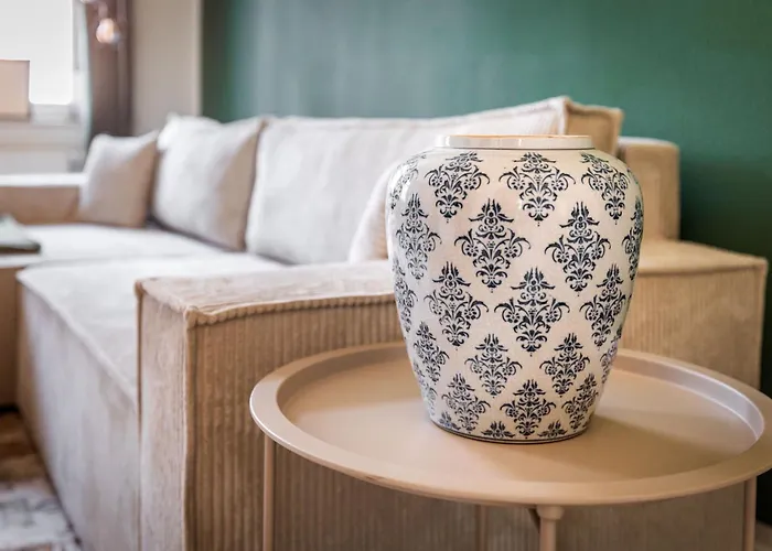 Design Elboase-zentral-parkplatz-waschmaschine-2 Separate Schlafplaetze Pirna